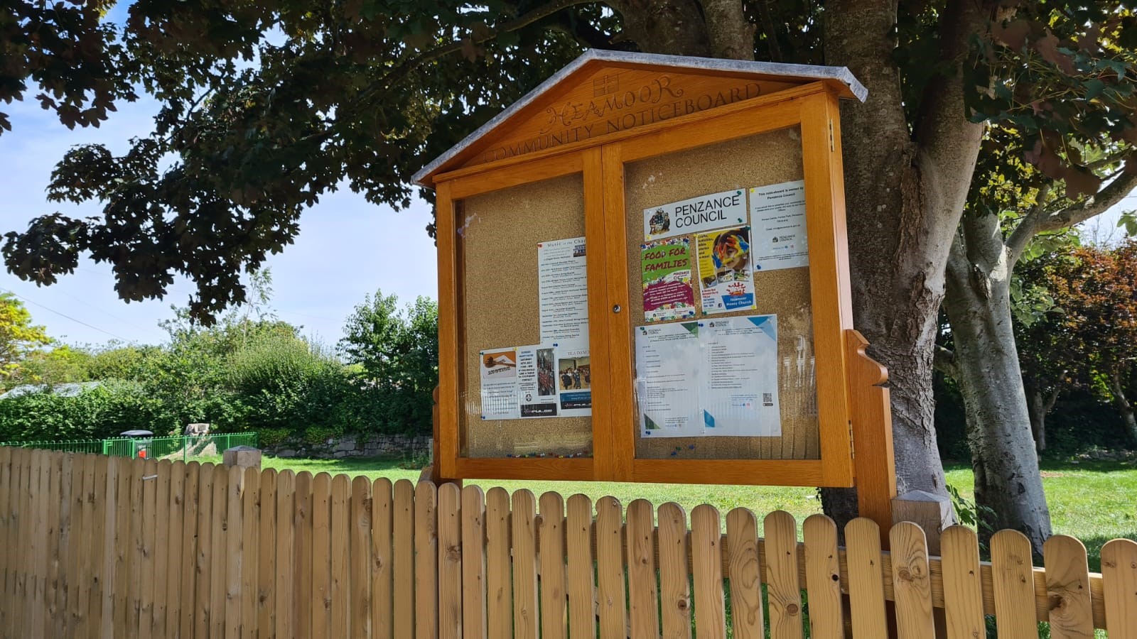 New community noticeboard at Heamoor Old School Field